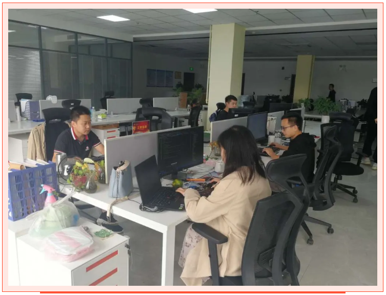 ��˫�ڷ�ս����ʱ��һ�����¾����ظ�λ�ķǷ����ʹ��������ˣ�(ͼ10)