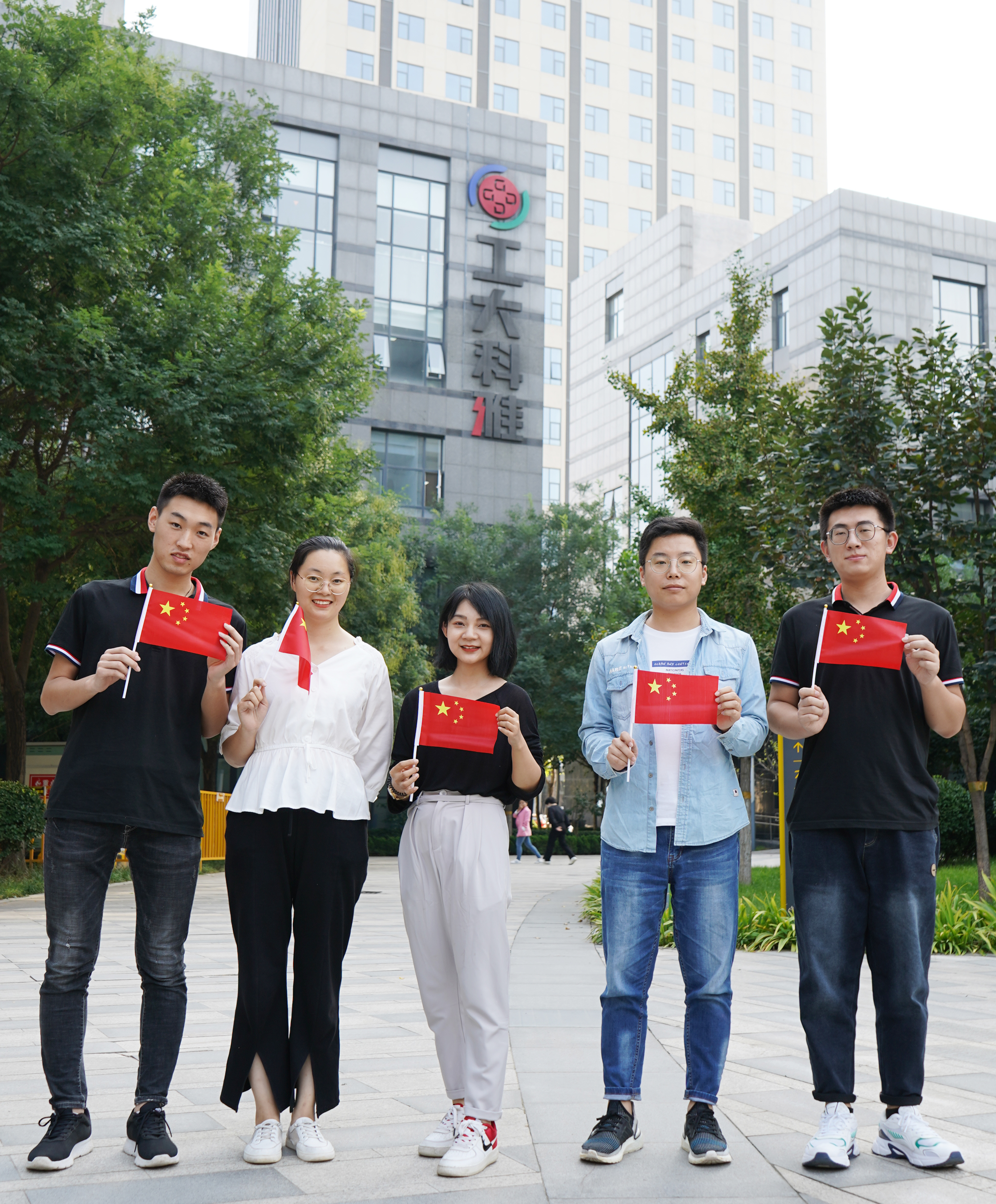 ÎҺ͹úÆìºÏ¸öÓ°ØÀ´×Ô·Ç·²¹ú¼ÊÈ˵ÄÅú×¢(ͼ3) ÎҺ͹úÆìºÏ¸öÓ°ØÀ´×Ô·Ç·²¹ú¼ÊÈ˵ÄÅú×¢(ͼ3)