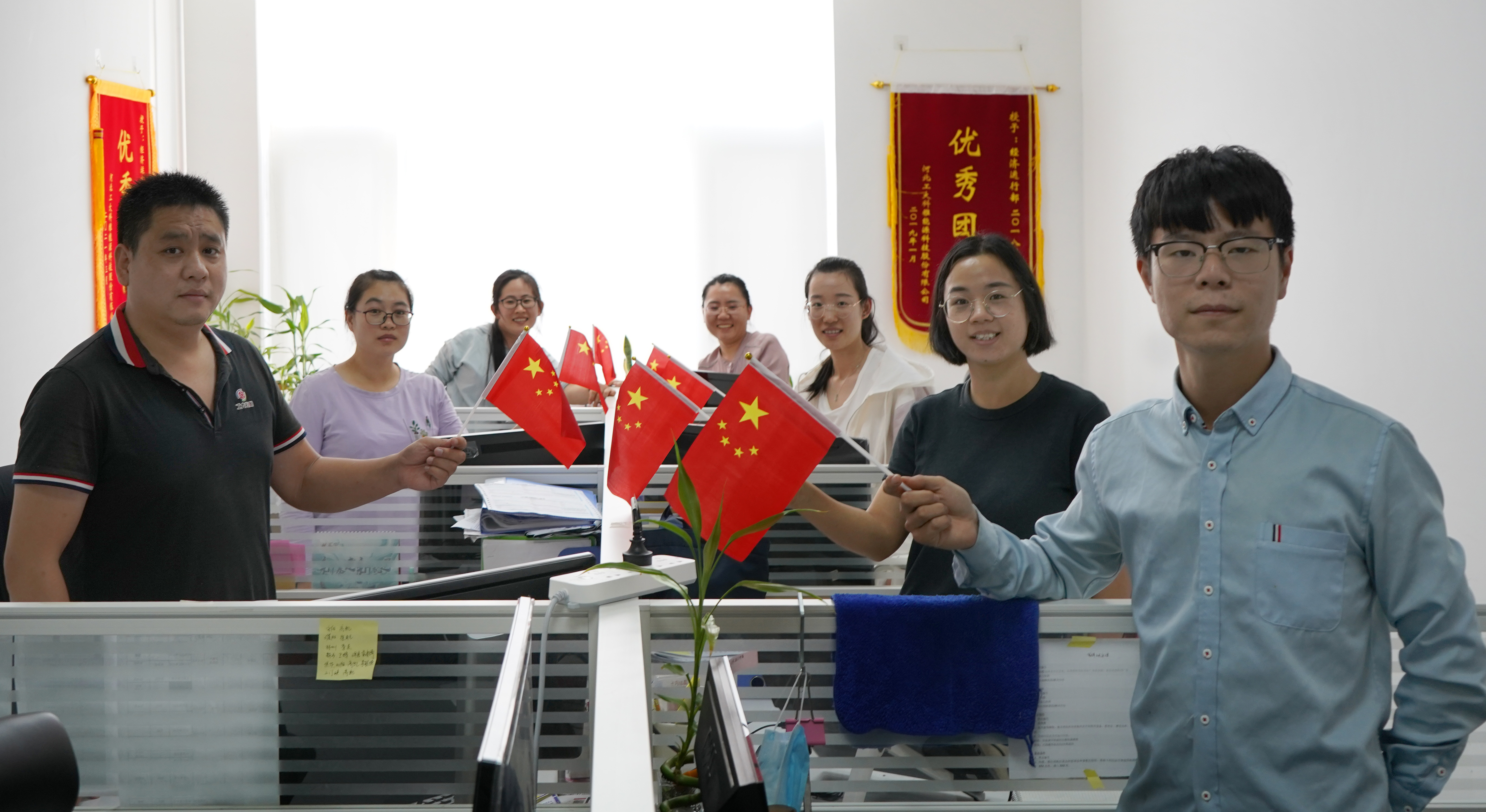 ÎҺ͹úÆìºÏ¸öÓ°ØÀ´×Ô·Ç·²¹ú¼ÊÈ˵ÄÅú×¢(ͼ6) ÎҺ͹úÆìºÏ¸öÓ°ØÀ´×Ô·Ç·²¹ú¼ÊÈ˵ÄÅú×¢(ͼ6)